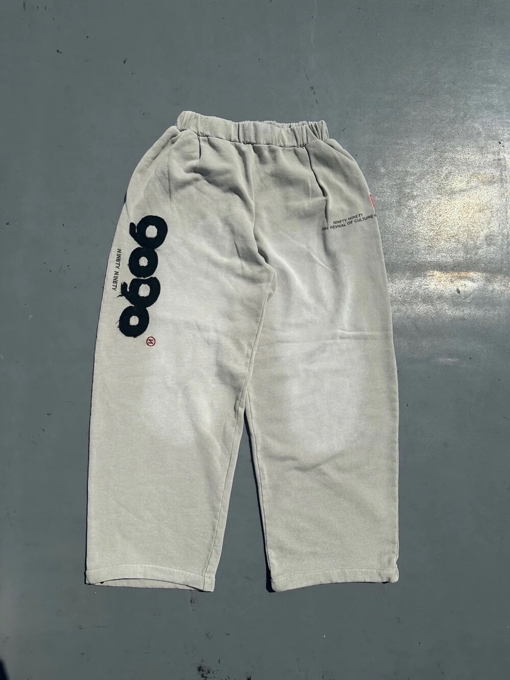 9090 OG Logo Vintage Sweat Pants