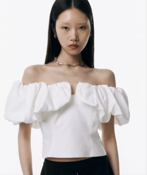 JOSE MOON BALLON SLEEVE TOP