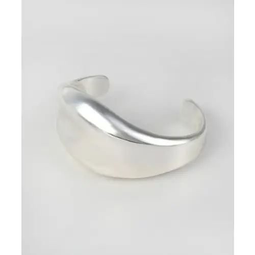 Nothing And Others Nuance Curve Bangle
