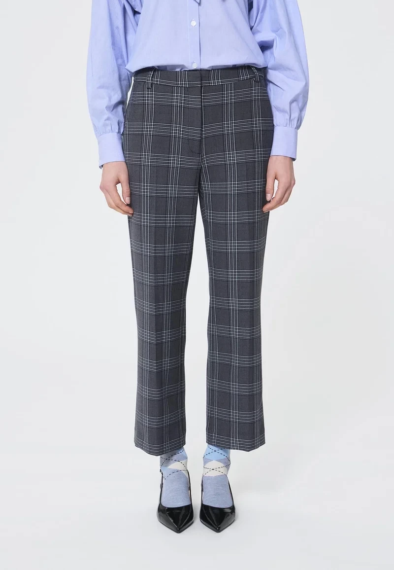 TARA JARMON PAMPILLE - Trousers