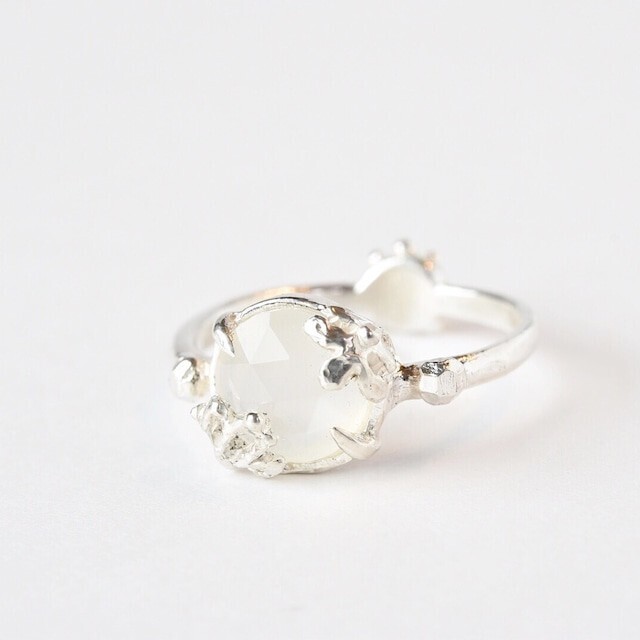 juge moonstone ring