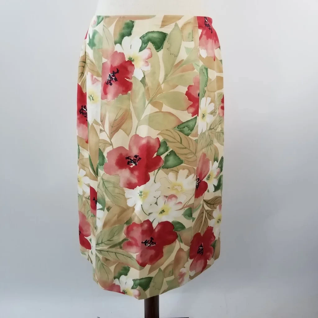 Talbots Cream Red Green Silk Blend Lined Side Zip Floral Skirt