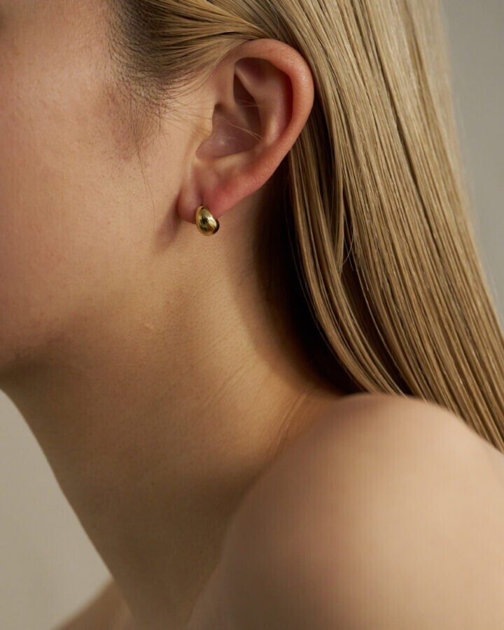 LoRo P pierce 01