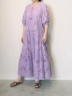 troisiemechaco ボーラーレースティアードワンピース