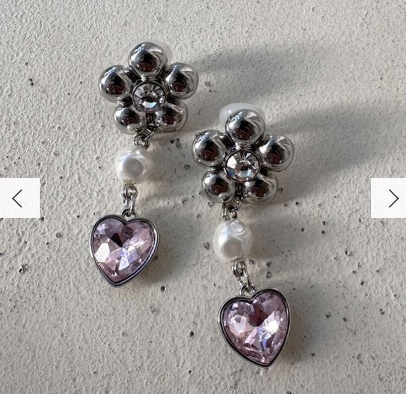 CALNAMUR FLOWER BIJOU EARRINGS