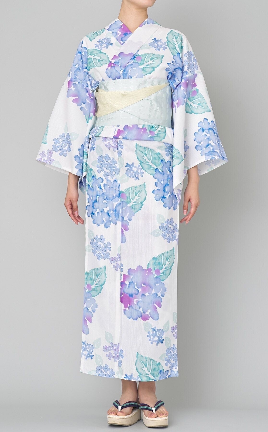 三松 浴衣紫陽花柄