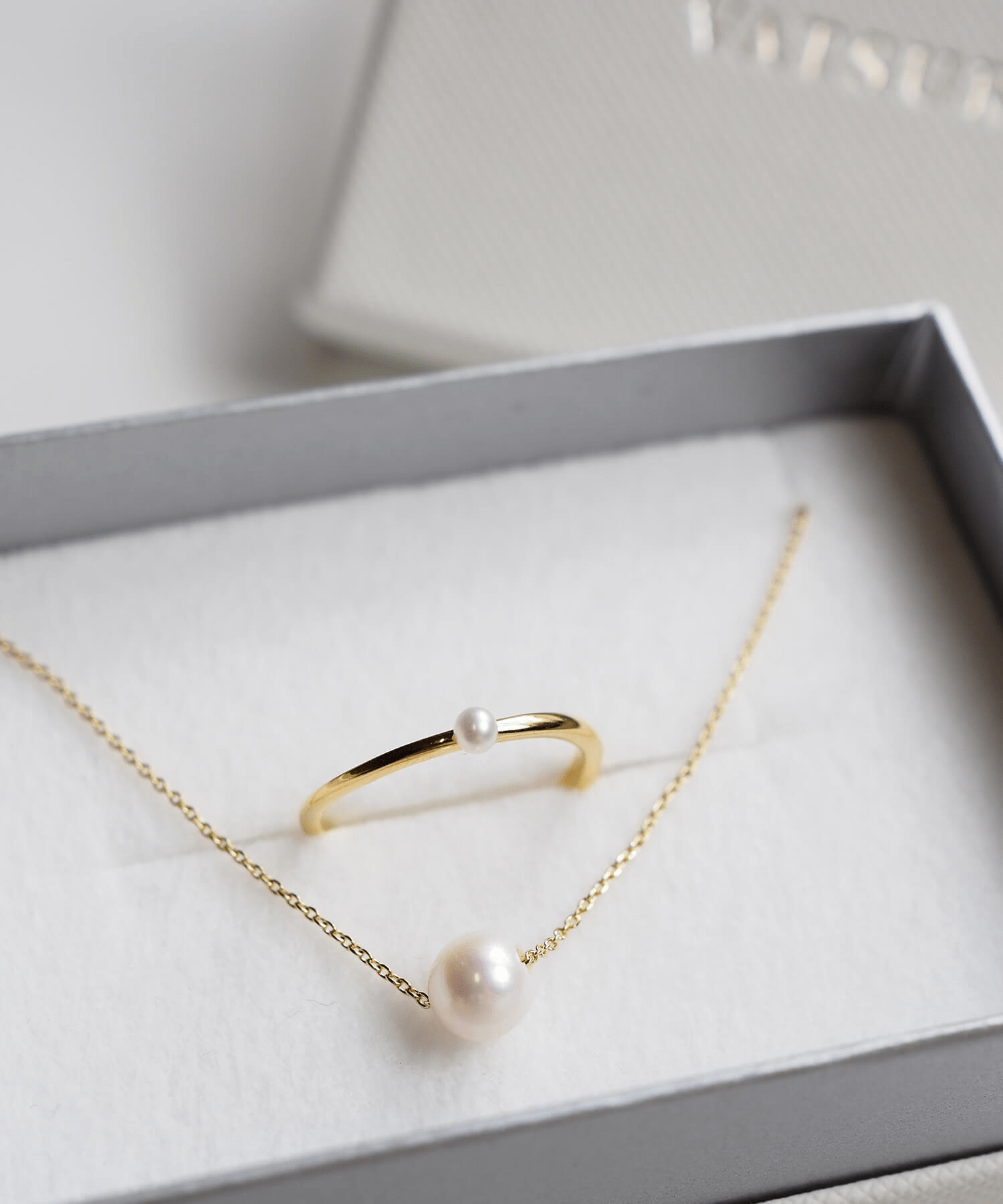 VATSURICA 《silver925》BOX付ネックレス＆リングSET(pearl)