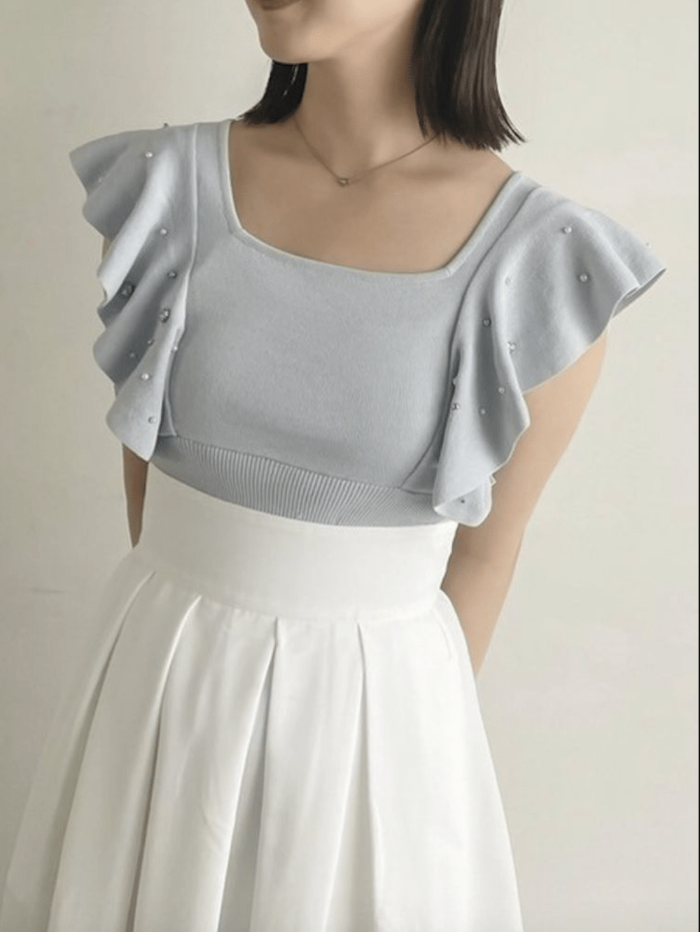 dazzlin ラッフルビジューニットトップス