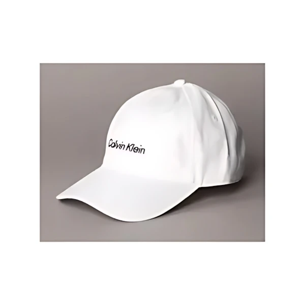 Calvin Klein タイトルケースキャップ