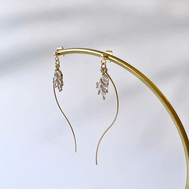 MU リーフジルコニアピアス