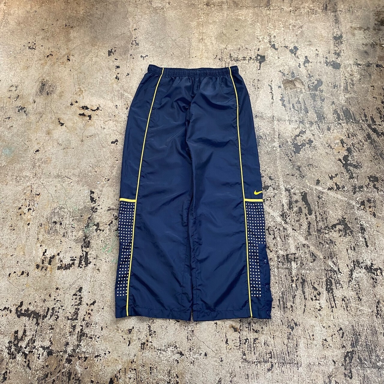 NIKE SIDE SNAP NYLON PANTS