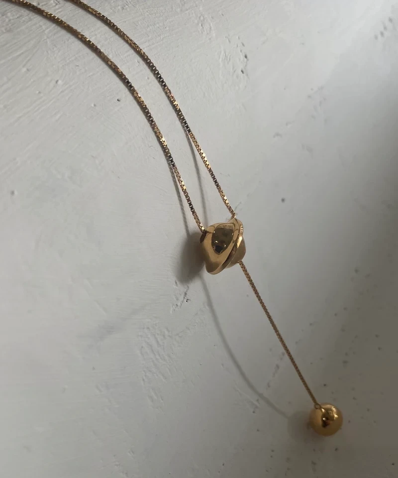 un by Tomoyo Yoshida ヴァン・SクロシェットNecklace