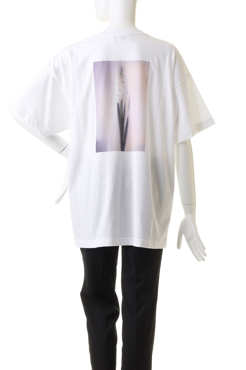 nagonstans Praying with Flowers T/SH Tシャツ