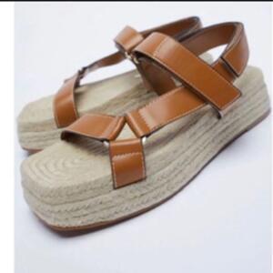 ZARA トップステッチジュートプラットフォームサンダル