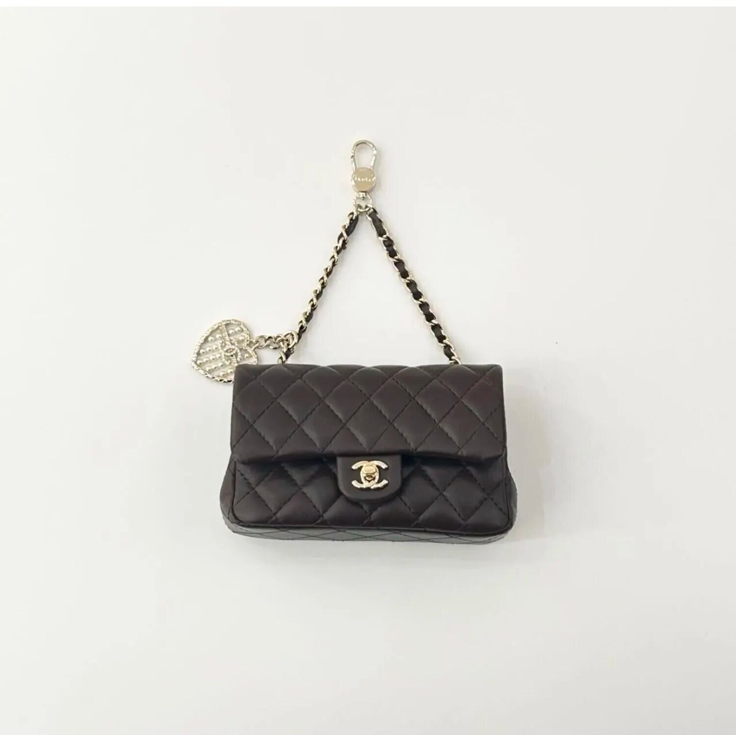 CHANEL キーリングフラップ