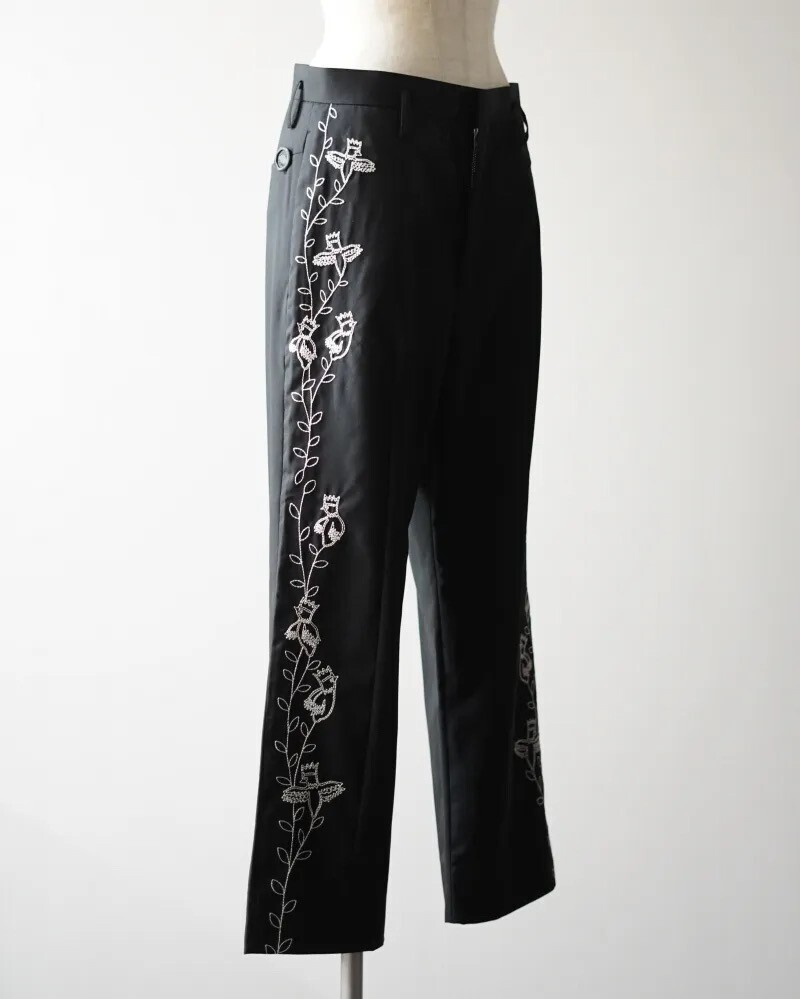 SHINYAKOZUKA Dear, NOTHING SPECIAL TROUSERS WITH EMBROIDERY