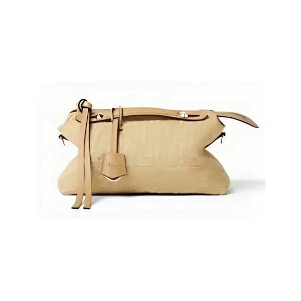 FENDI バイ ザ ウェイ ソフト ミディアム