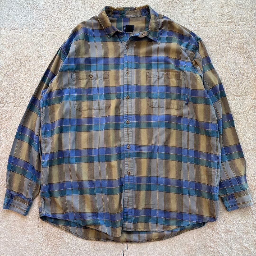 patagonia ポルトガル製 チェックシャツ