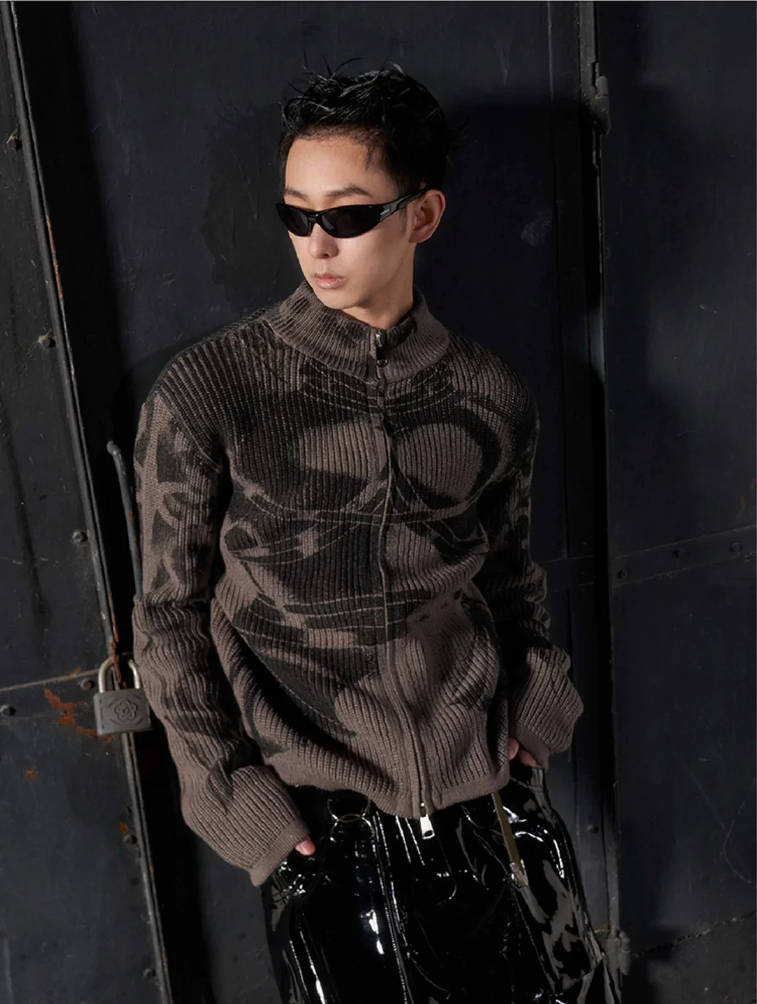 KADAKADA Vintage Zip Loose Cardigan