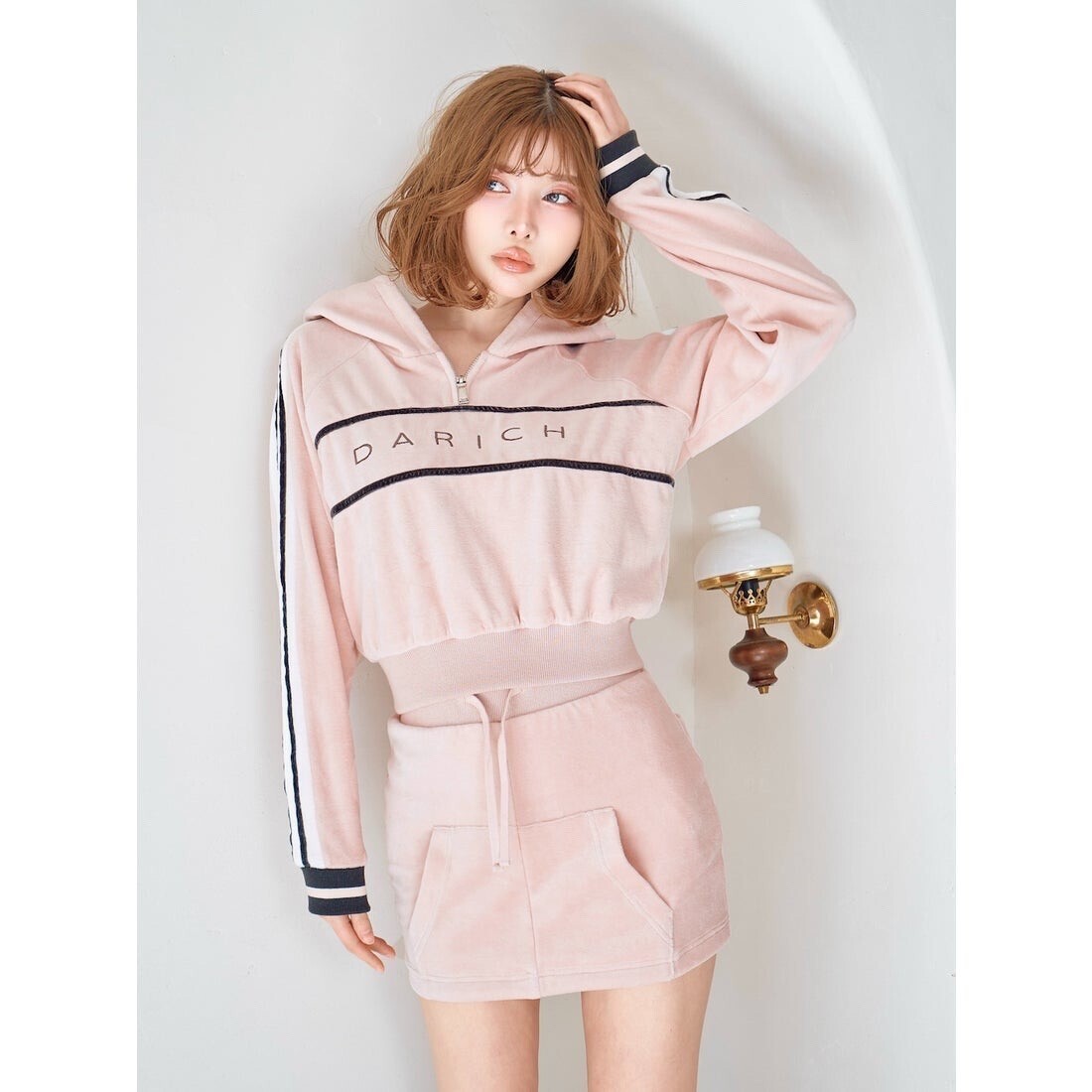 Darich ラインベロアショートフーディ （ピンク）