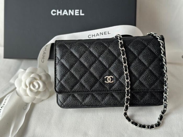 CHANEL マトラッセ　チェーンウォレット
