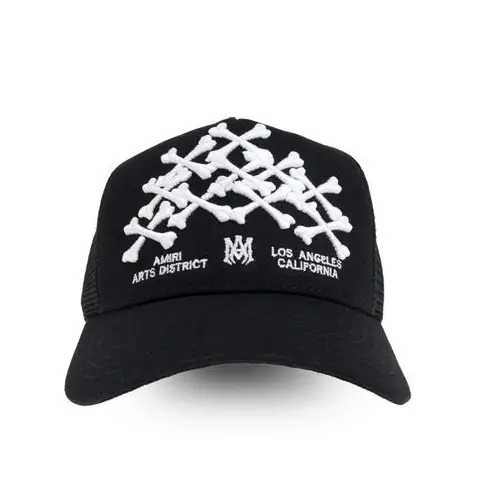 AMIRI ボーンズ スタック トラッカー キャップ