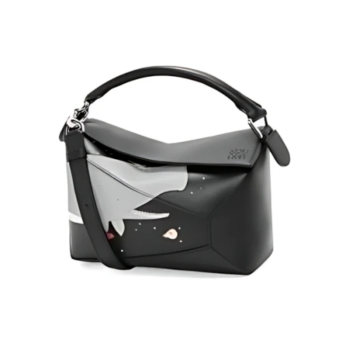 LOEWE クジラ パズルバッグ スモール