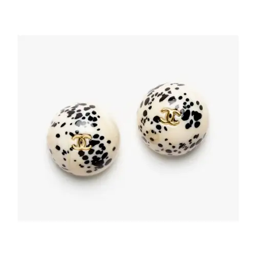CHANEL ピアス