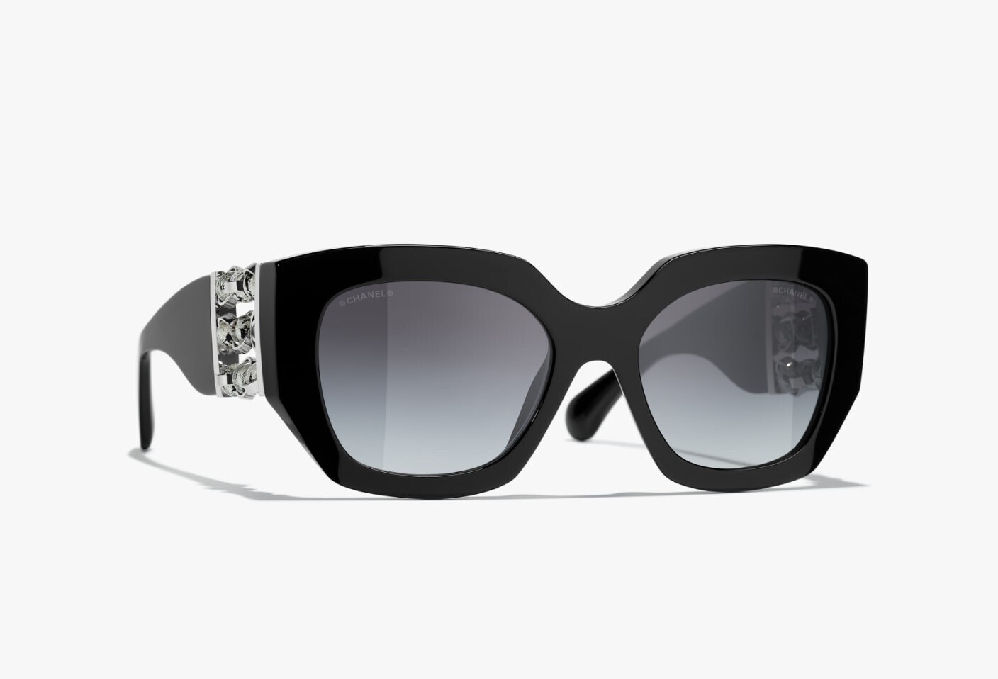 CHANEL バタフライ シェイプ サングラス