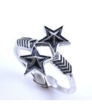 Cody Sanderson W SMALL STAR RING