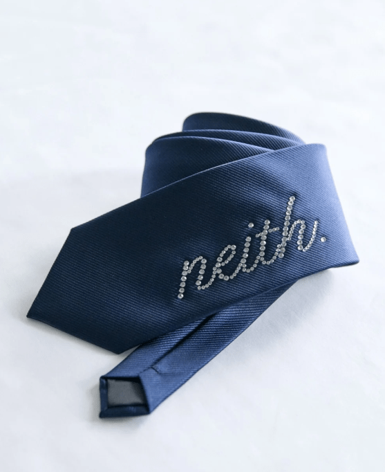 neith. Rhinestone Tie