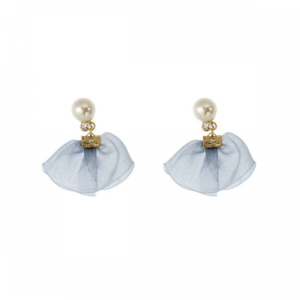 VERITE バレリーナリボンピアス
