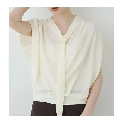 Rouge vif la cle タイ付きドレープタックVネックブラウス