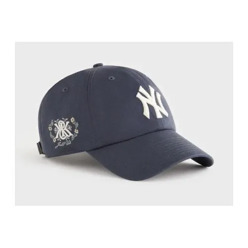 KITH New York Yankees Clean Up Classic Cap