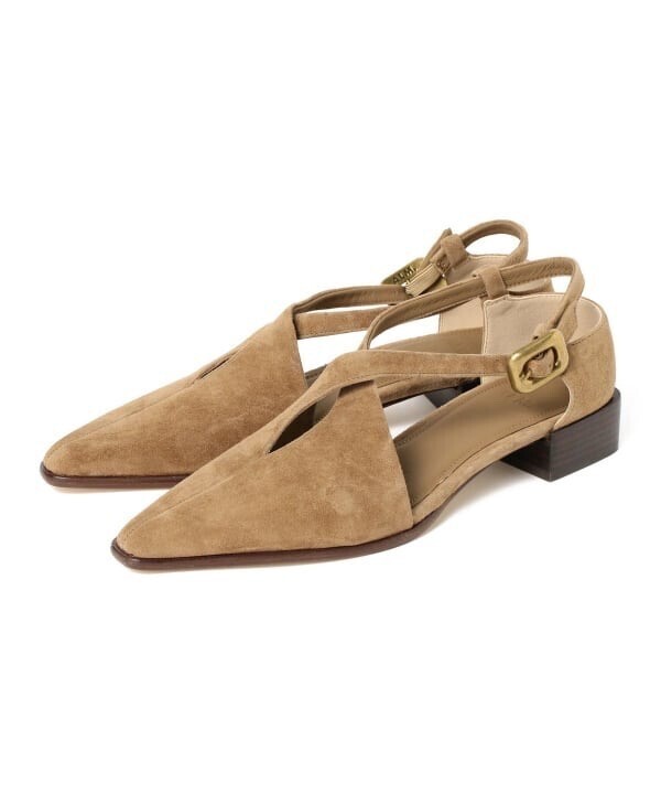 ALM. BUCKLE PUMPS