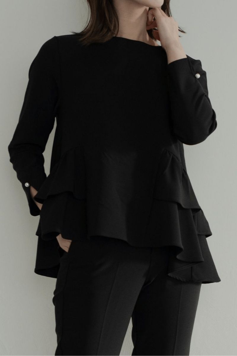 maison de Dolce. ペプラムトップス【black】