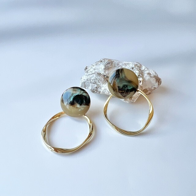 MU アバロンカボションフープピアス