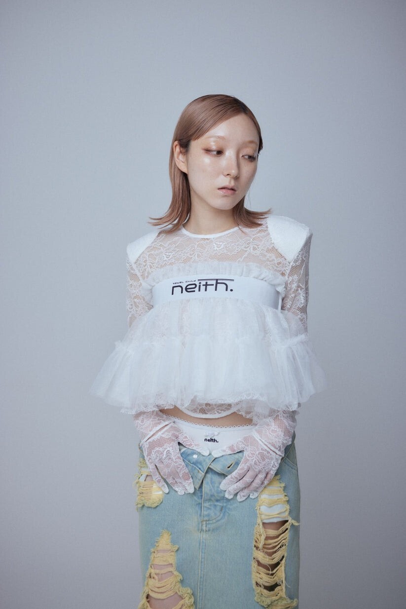neith. Mutli Tulle Top