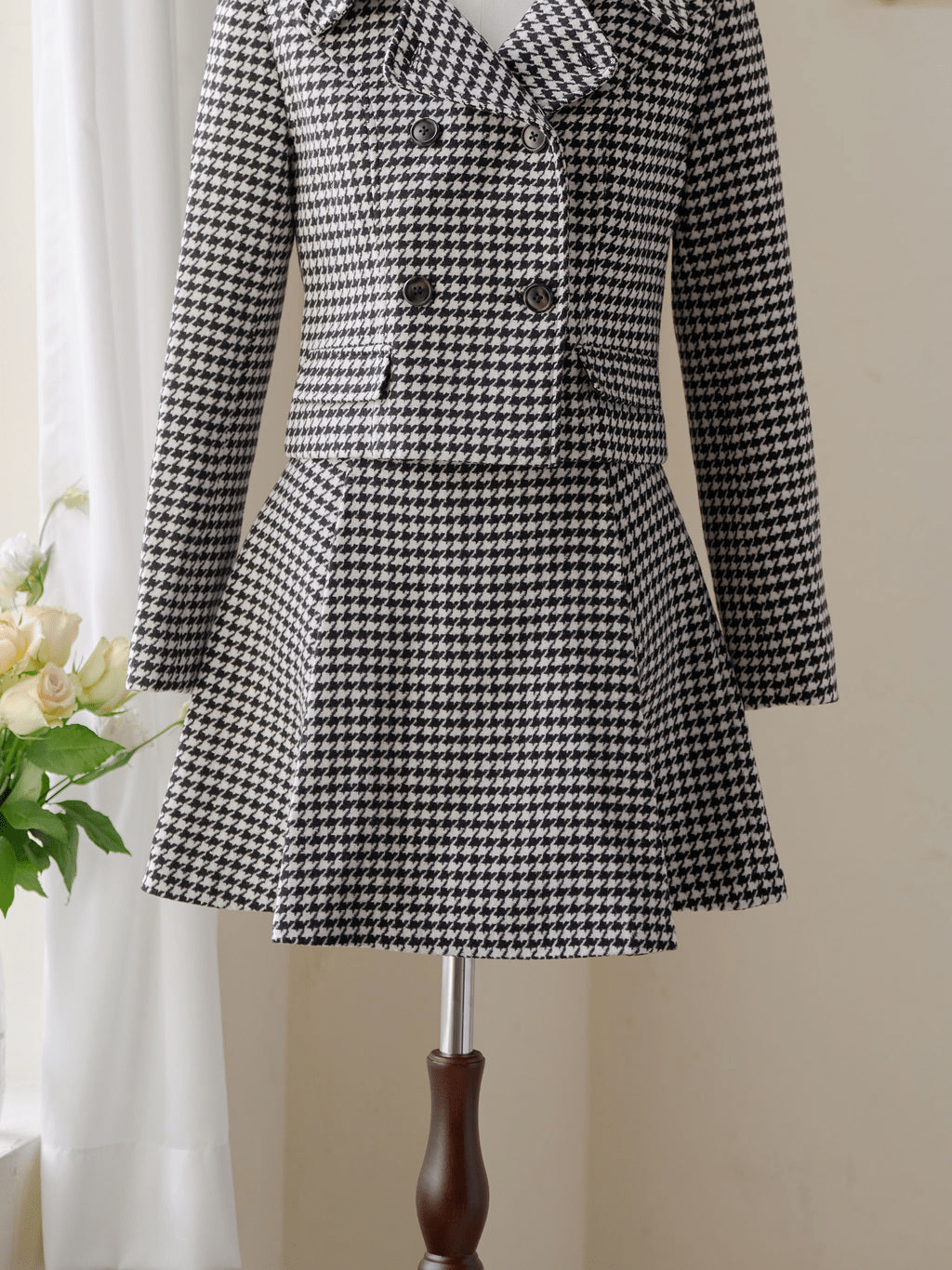 EmiriaWiz Houndstooth pattern skirt