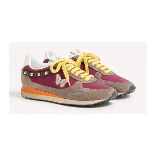 VALENTINO スタッドアップ バタフライエンブロイダリー スプリットレザー x ナイロン スニーカー