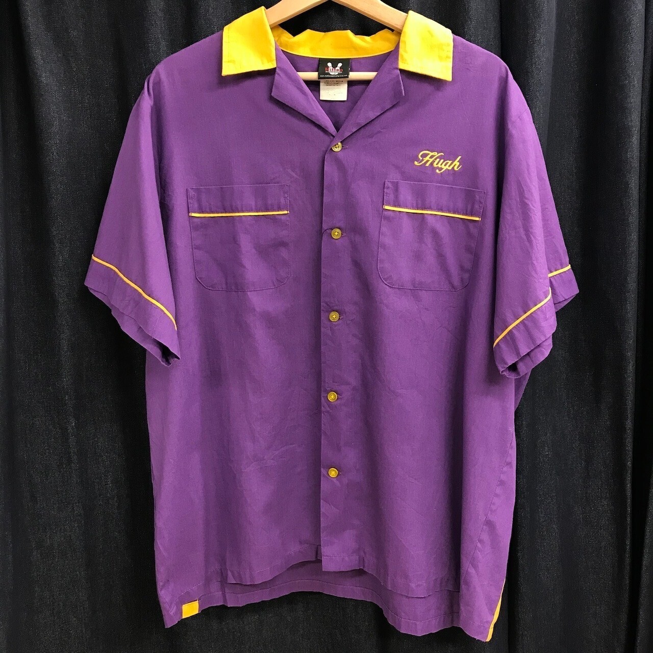 Hilton 00’s Hilton Bowling shirt