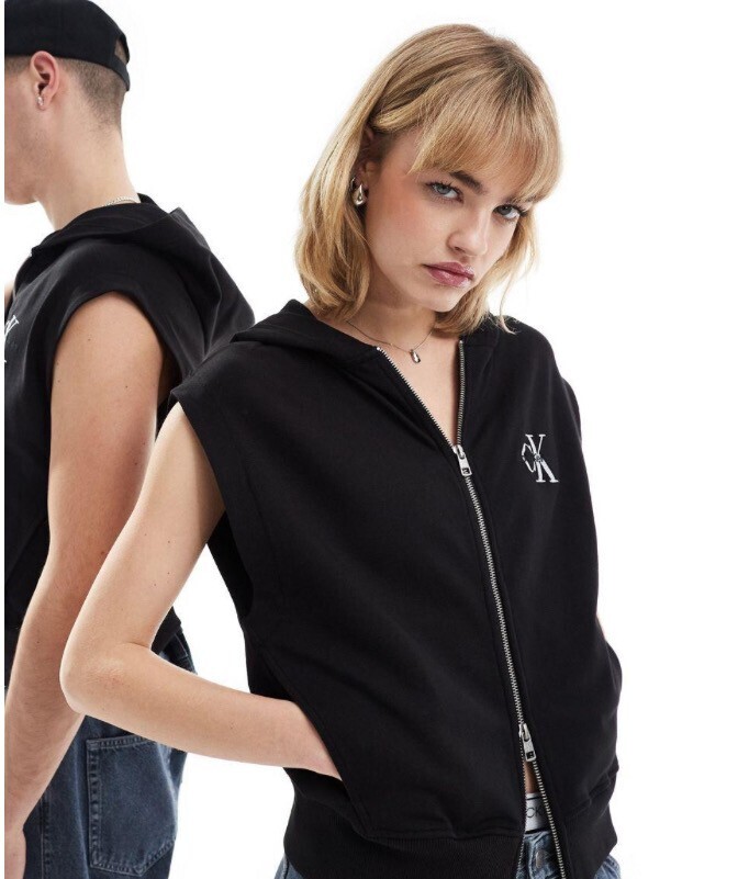 Calvin Klein Jeans ノースリーブベストパーカー