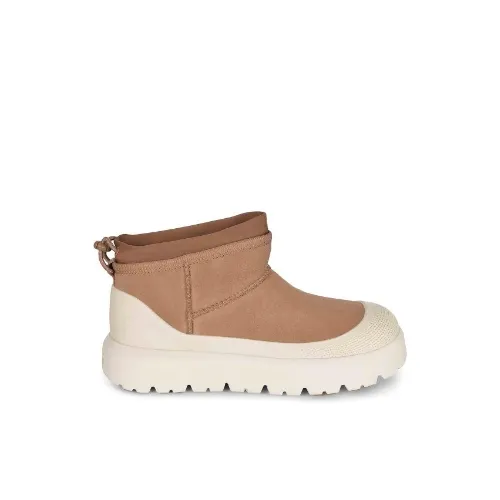 UGG Classic Ultra Mini Weather Hybrid