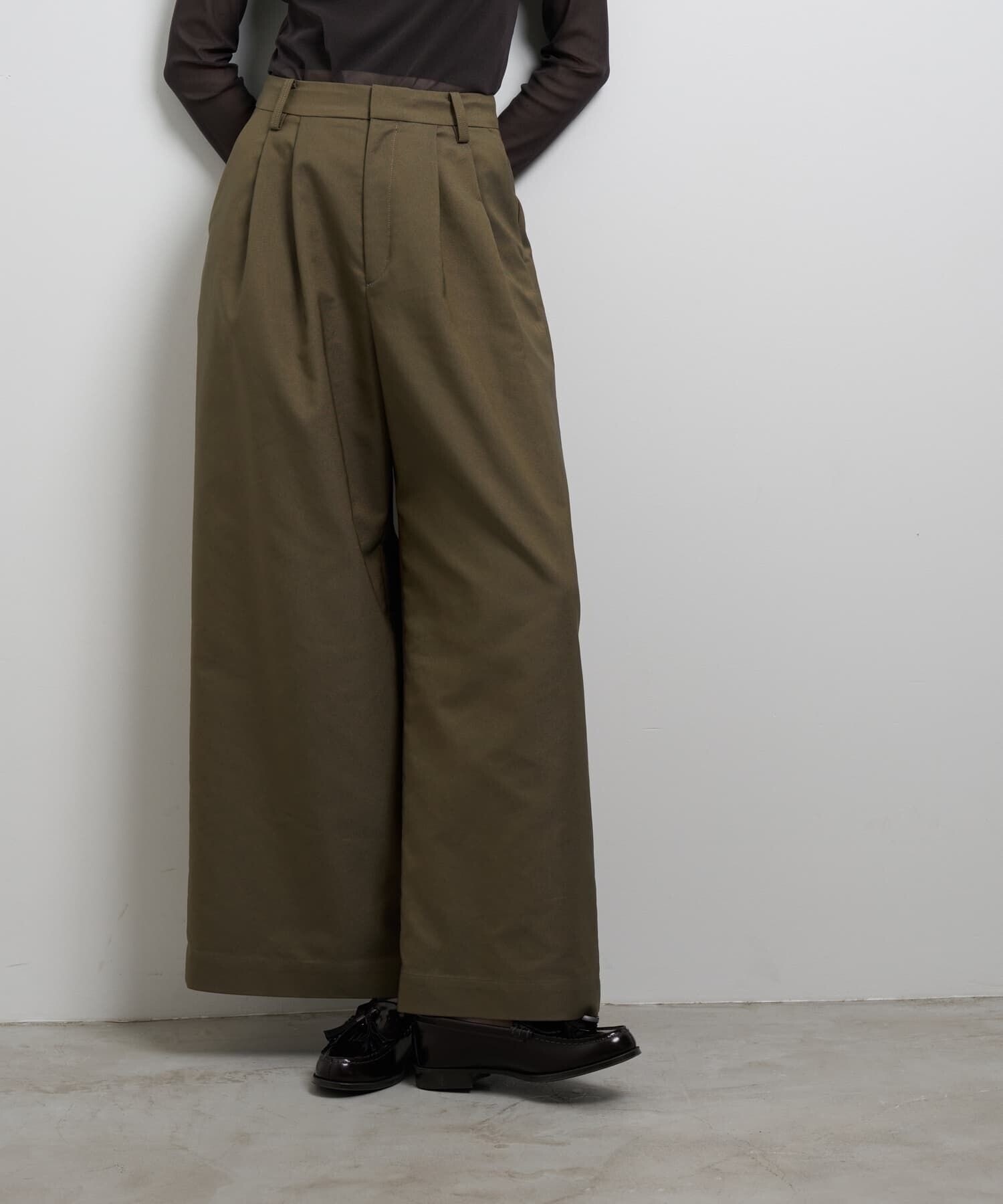 LANVIN en Bleu コットンギャバツータックパンツ