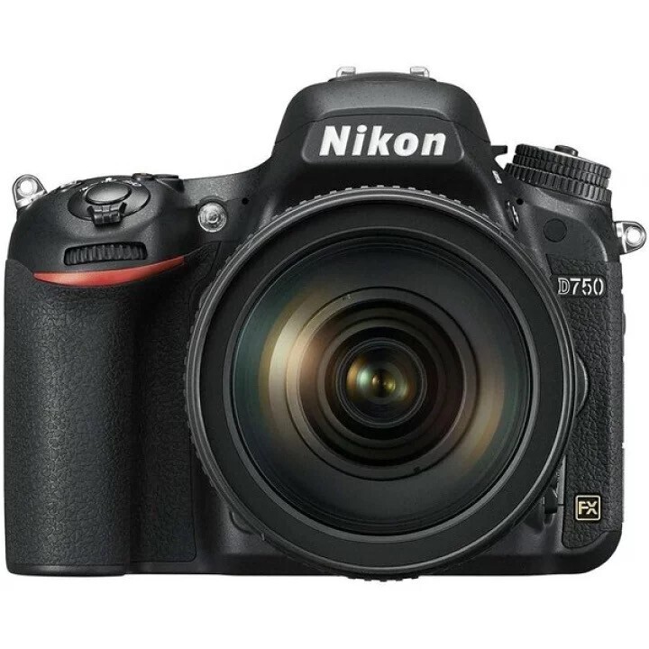Nikon D750 24-120VR