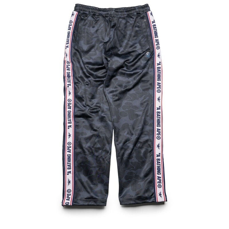 A BATHING APE Solid Camo One Point Sweatpants