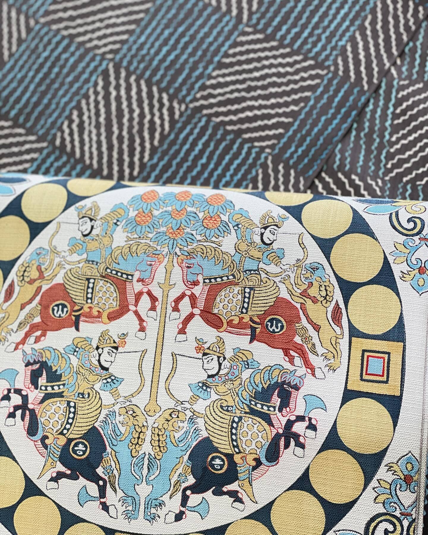 円居 中野史朗 四騎獅子狩文錦 和更紗染め 名古屋帯
