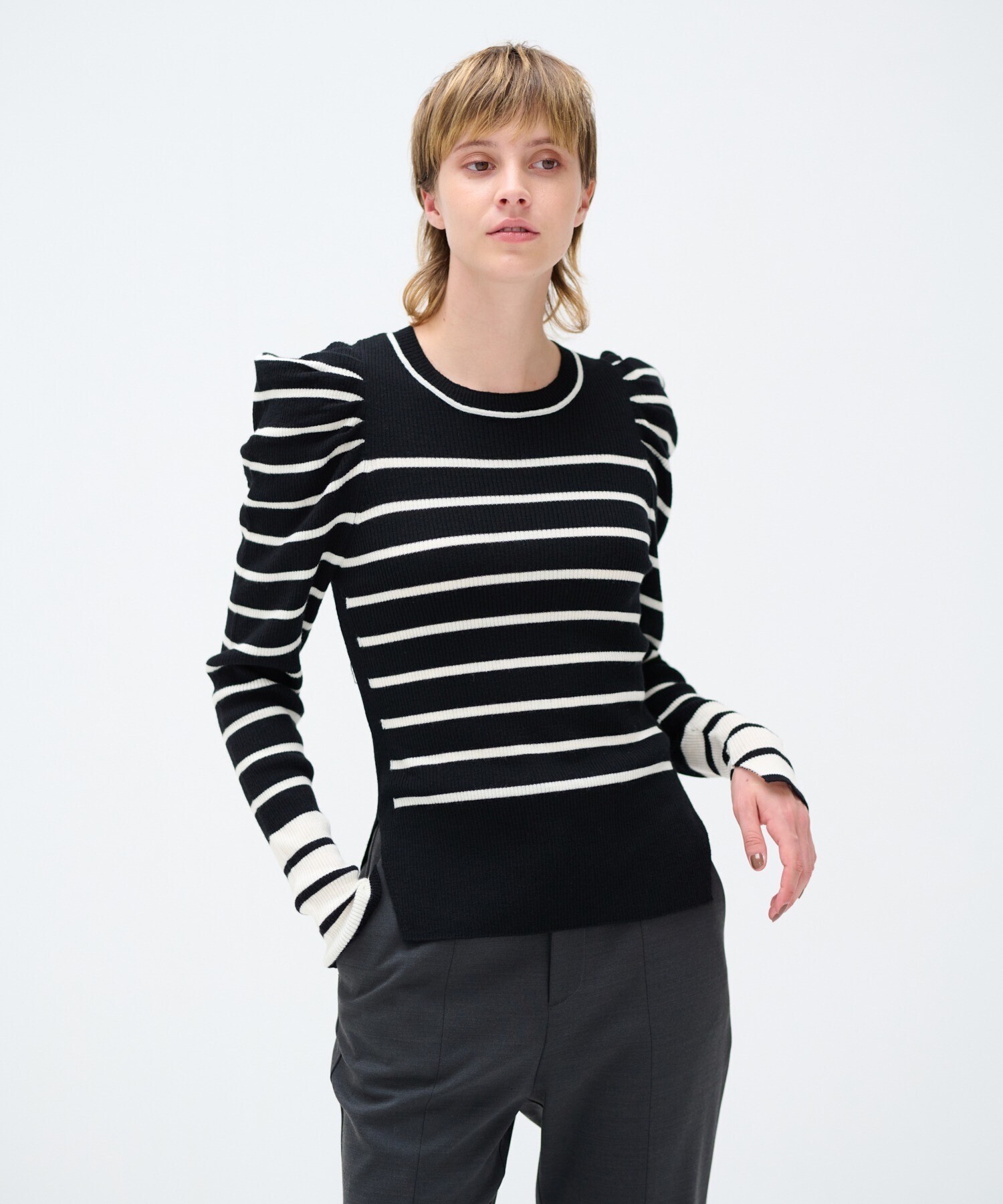 LANVIN en Bleu タックスリーブボーダーニット