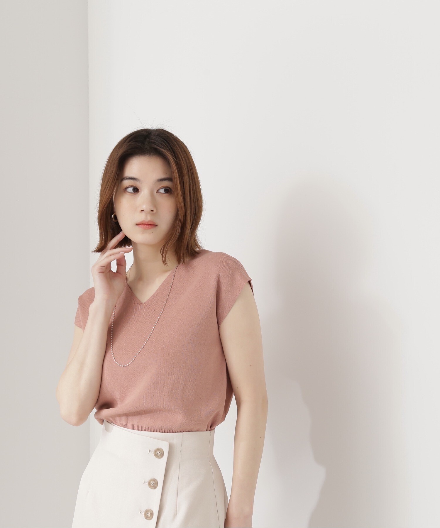 NATURAL BEAUTY BASIC ＜総針フレンチスリーブニット＞Vネック