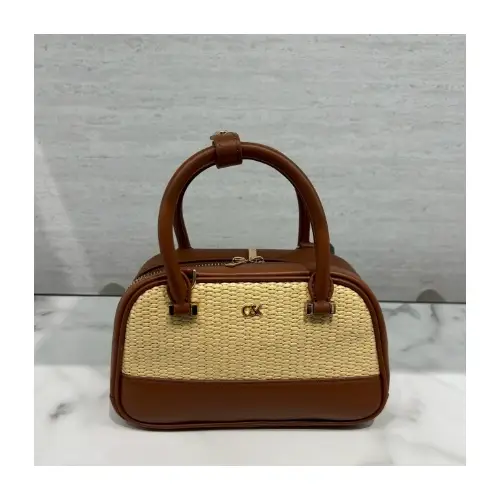 CHARLES & KEITH Leather Bowling Bag ボーリングバック